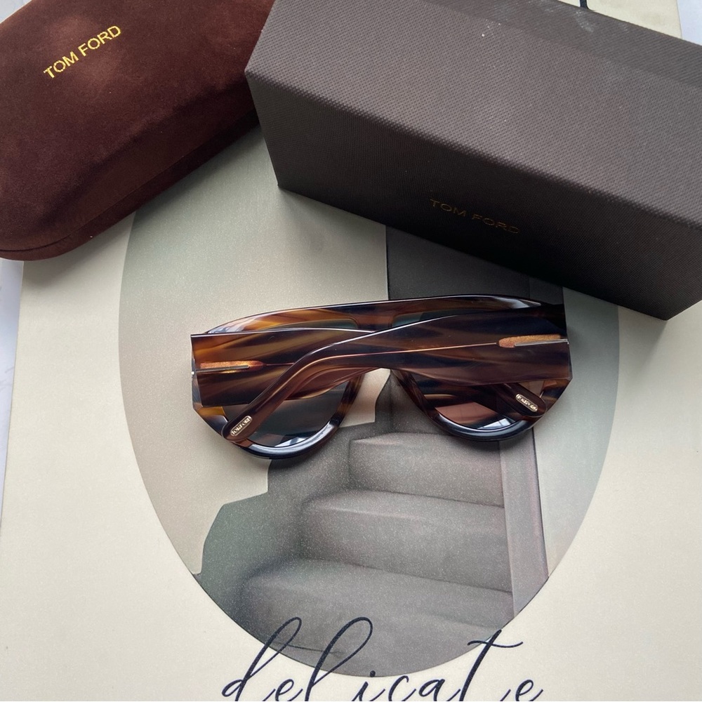 Tom Ford Brown Tortoiseshell Frame Sunglasses Wit… - image 2